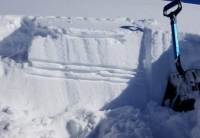 Snowpit on a WSW facing slope at 7400' in Indian Creek drainage near Hailey. Total depth is 50-60cm (about 2 feet). 