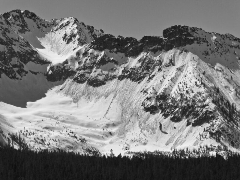 Numerous wet snow avalanches in the northern Sawtooths. ESE, 9400'.